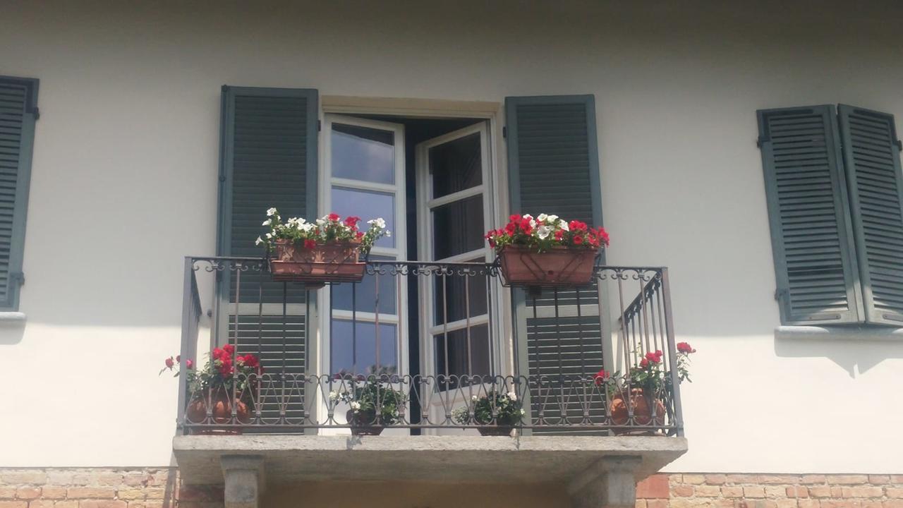 Bed and Breakfast Ca d'I. à Magliano Alfieri Extérieur photo