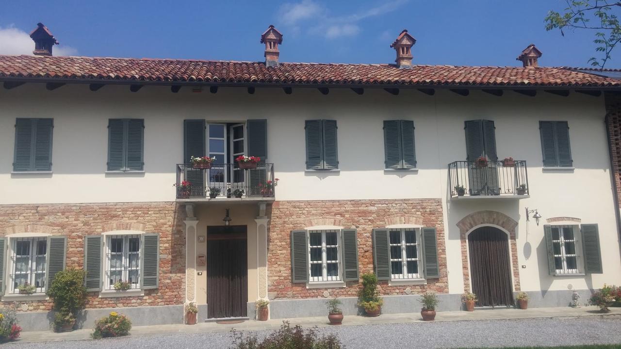 Bed and Breakfast Ca d'I. à Magliano Alfieri Extérieur photo